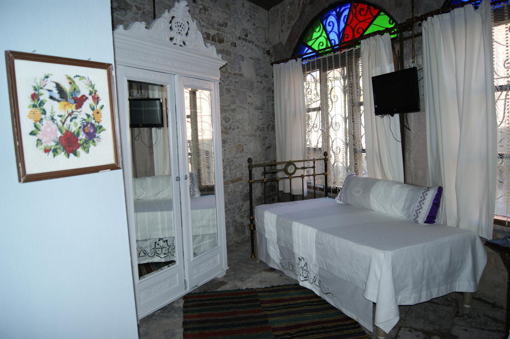 Mahzen Hotel Айвалык Номер фото
