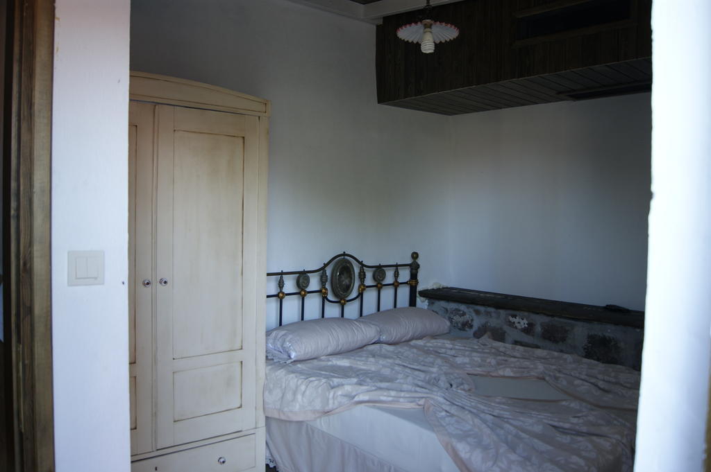 Mahzen Hotel Айвалык Номер фото