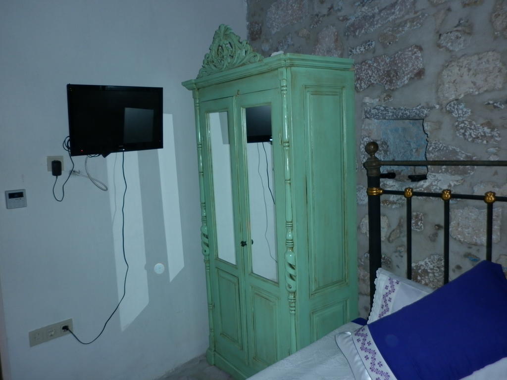 Mahzen Hotel Айвалык Номер фото